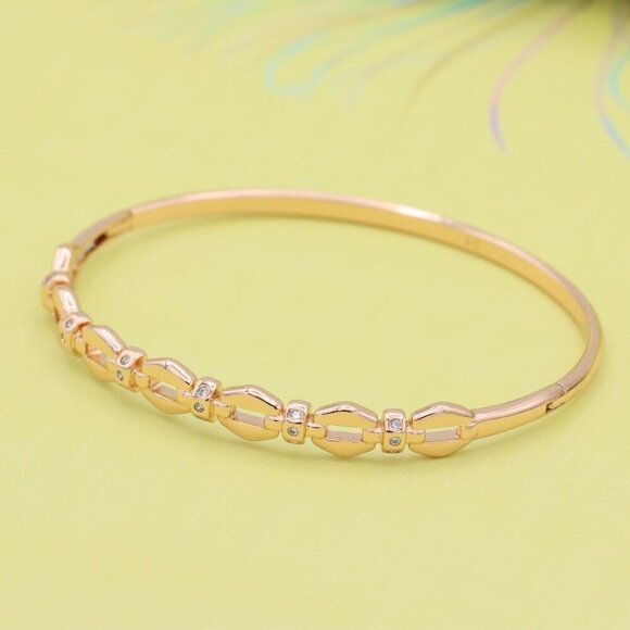 Elegant Linked Design Rose Gold Bangle with Sparkling Accents, XPBL0439 - Picture 4 of 11